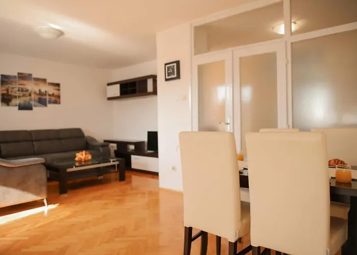 Penthouse Panorama *